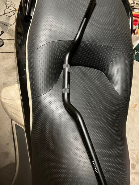 xsr900にて使用 EFFEX イージーフィットバー ハンドル