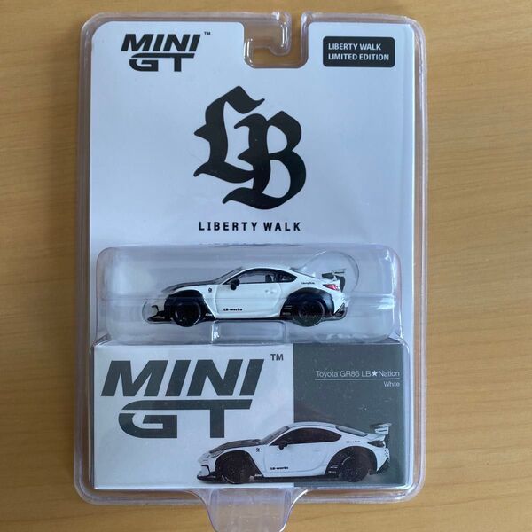 MINIGT LBWK限定 トヨタGR86 MINI GT リバティーウォーク