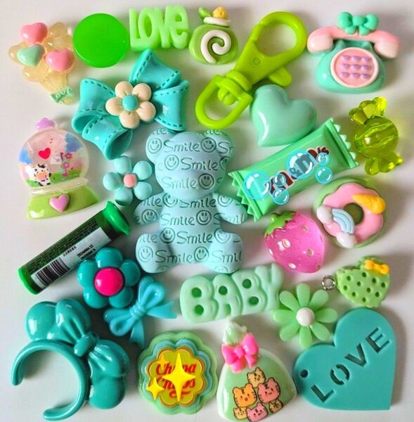 ☆デコパーツまとめ売り☆グリーンmix
