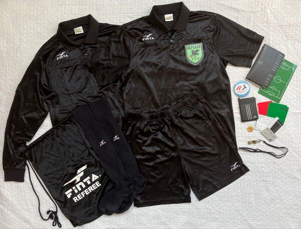 サッカー FINTA 審判 レフェリーウェア 審判服 19点セット ブラック O (XL)サイズ インナーパンツ追加しました!