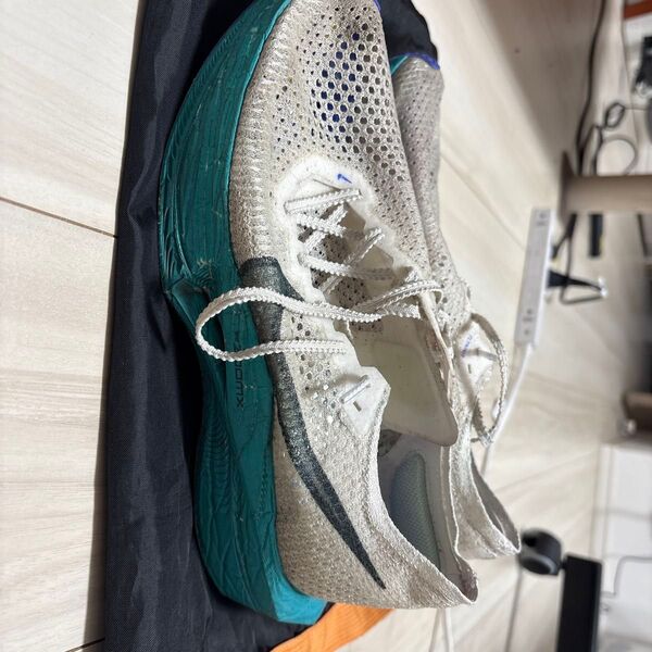 NIKE ヴェイパーフライ3 26cm