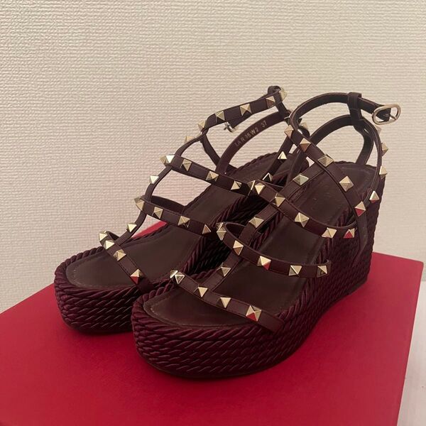 【未使用】VALENTINO サンダル