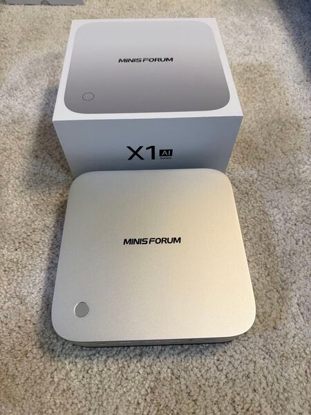 Minisfourm X1 Pro-370 (Ryzen AI 9 HX 370)