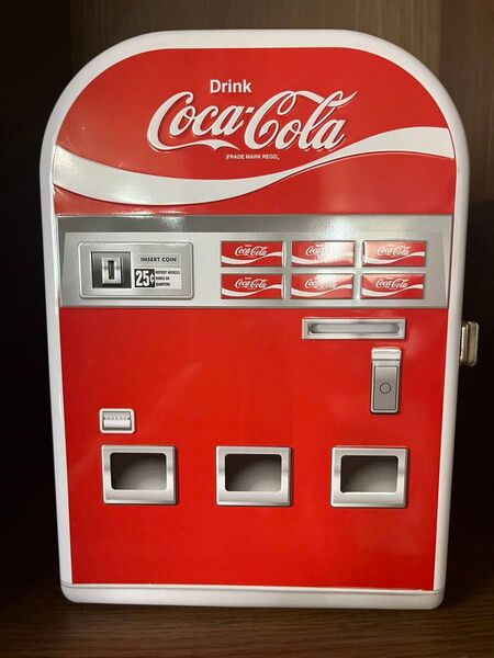 コカ・コーラの1970年代ヴィンテージスタイルの自動販売機型貯金箱 セット品付き