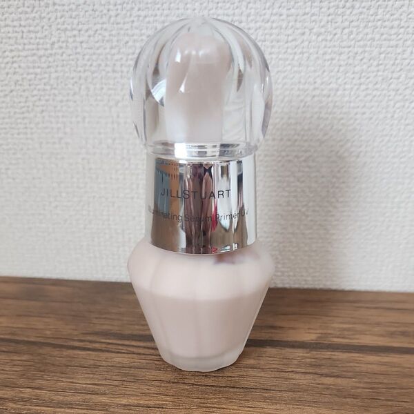 ジルスチュアート イルミネイティング セラムプライマー 01 30ml
