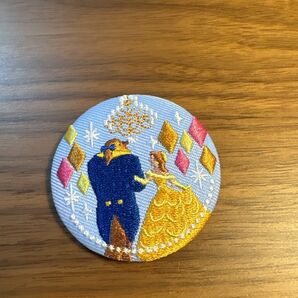 ディズニー 刺繍缶バッジ 美女と野獣