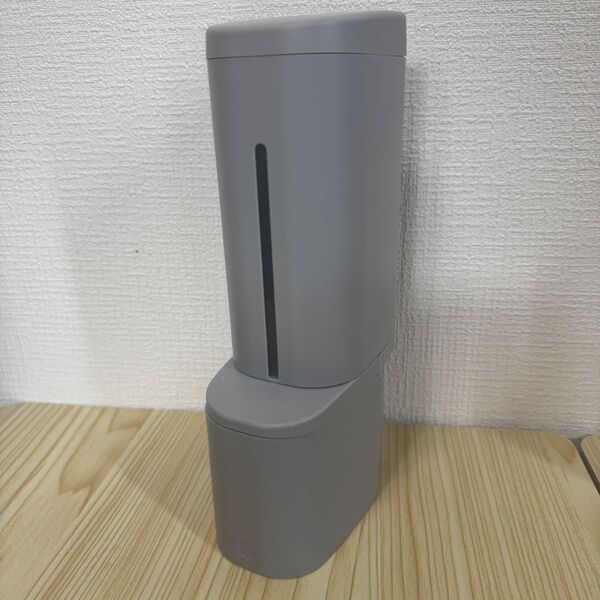 ニトリ 下から出るマグネットディスペンサー 泡タイプ(ライトグレー)