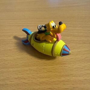 ディズニーリゾート カプセルトイ ガチャ プルート