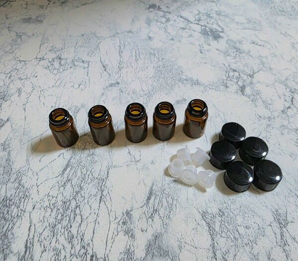 遮光性ガラス精油瓶 2ml 5本セット アロマ小分け用
