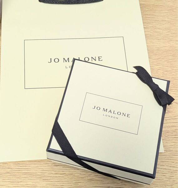 Jo Malone ボディークレーム 15ml イングリッシュペアー&フリージアの香り