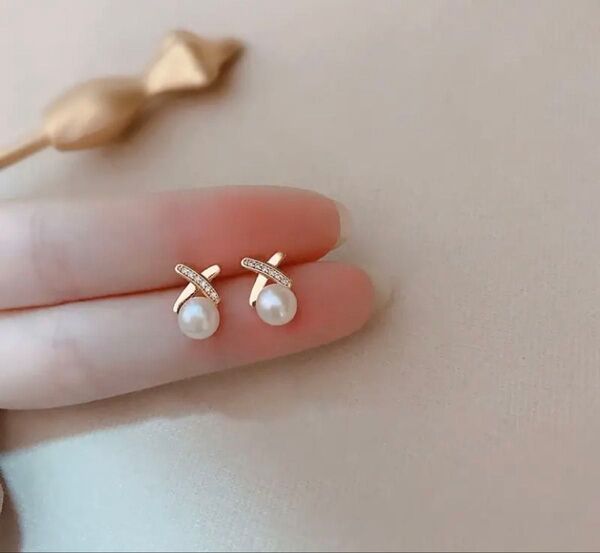 ピアス クロスパールミニ
