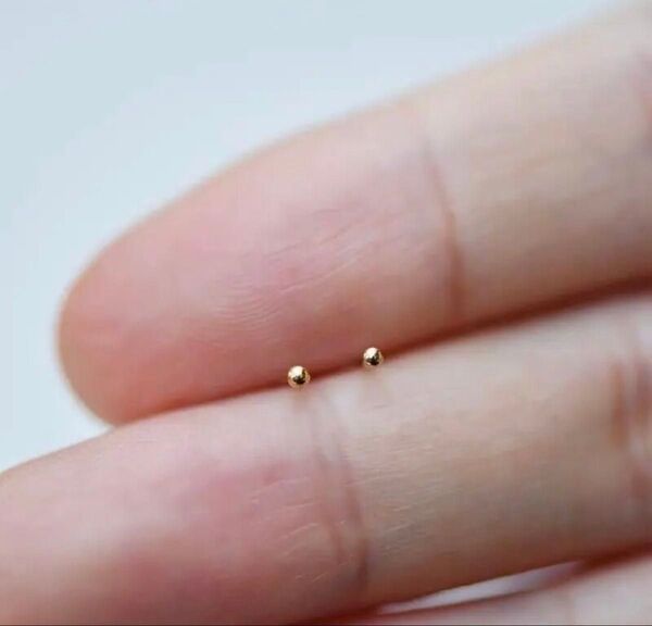 ピアス 極小 ゴールド 3mm