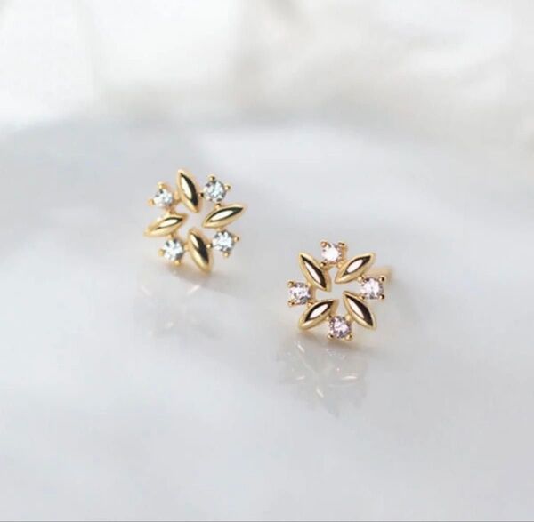 ピアス 花火 ゴールド ミニ