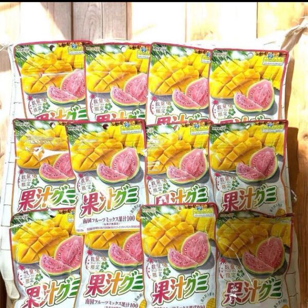 meiji 数量限定 明治 果汁グミ 南国フルーツミックス果汁100 12袋