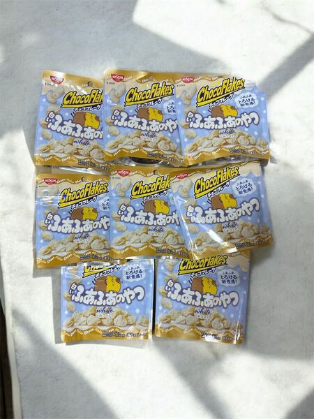 日清シスコ ふあふあのやつ チョコフレーク ホワイト ×8袋