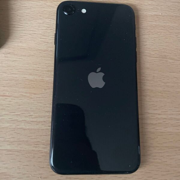 Apple iPhone SE 第2世代 64GB ブラック SIMフリー バッテリー75%