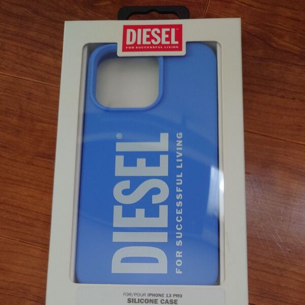 【新品・正規品】DIESEL シリコンケース for iPhone 13 Pro(ブルー)