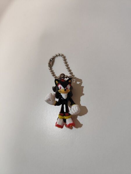 ソニック シャドウ キーチェーン キーホルダー