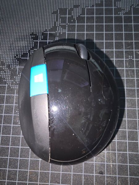 【ジャンク】エルゴノミック ワイヤレスマウス 黒
