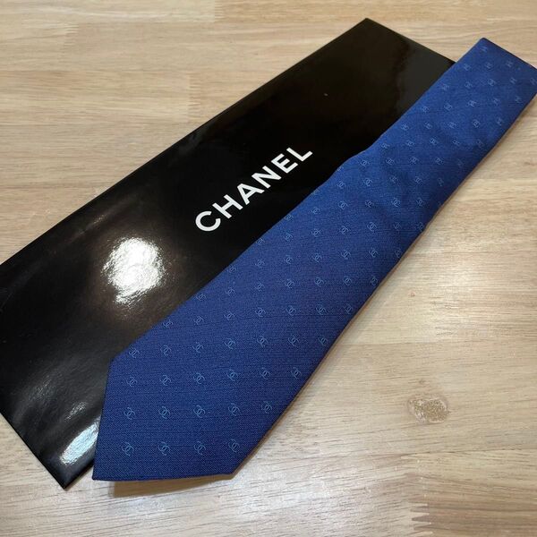CHANEL シャネル ネクタイ 青色 ココマーク