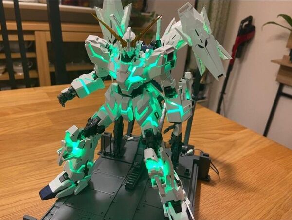 MGEX ユニコーンガンダム ver.ka 1/100 完成品 ガンプラ