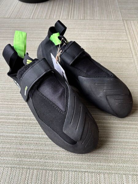 Five Ten Hiangle Pro Climbing / アディダス