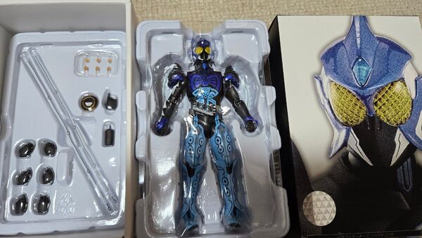 S.H.Figuarts フィギュアーツ 真骨彫仮面ライダーオーズシャウタコンボ