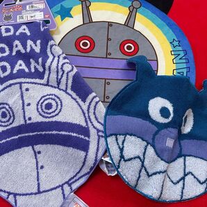 【新品未使用】バイキンマン だだんだん タオルハンカチ 2枚 子供用椅子クッション