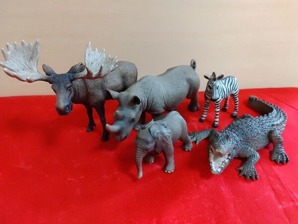 シュライヒ schleich 動物フィギュア5体セット