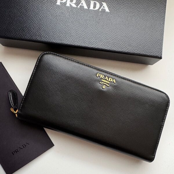 【極上美品】PRADA プラダ サフィアーノ ラウンドファスナー 長財布