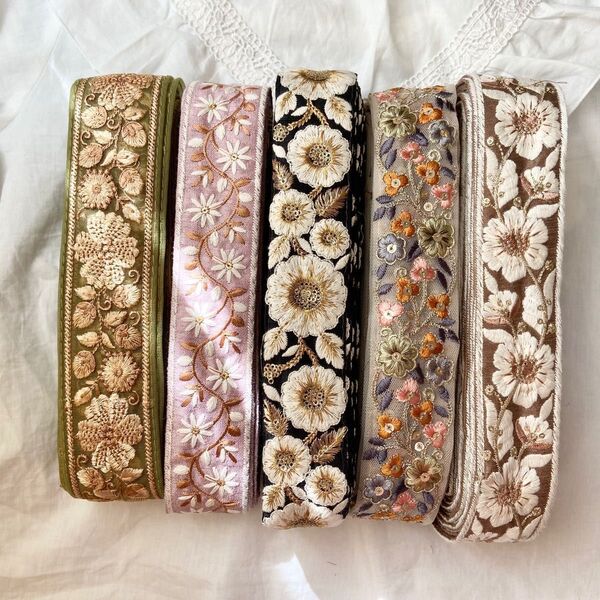 【再販×3】インド刺繍リボン カット売り チュール シルクベース フラワー