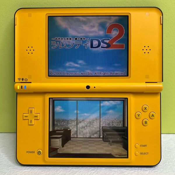 【ジャンク】Nintendo DSi LL ゲーム機 UTL-001 SDカード2GB ACアダプター シムシティDS2