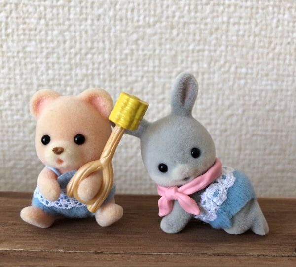 シルバニアファミリー キャンプシリーズ クマ赤ちゃん わたウサギ赤ちゃん