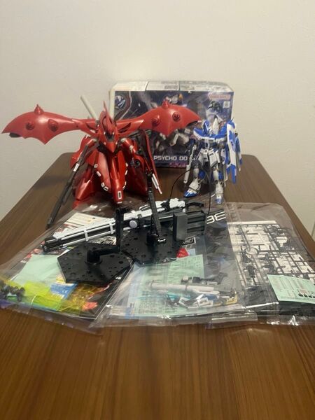 ガンプラ4点 hgucナイチンゲール RG Hi-νガンダム(訳アリ)、ハイメガランチャー、サイコドーガ新品未開封 デカール2点付