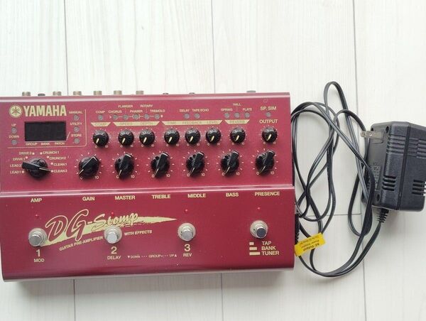 YAMAHA DG Stomp ギタープリアンプ エフェクター レッド系