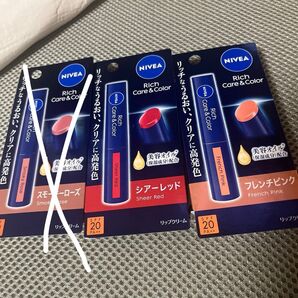 ニベア カラーリップ
