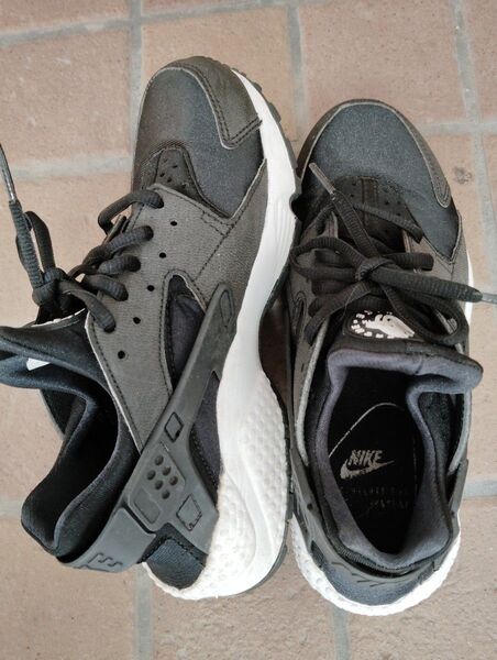 NIKE AIR HUARACHE ナイキ エアハラチ 23.5cm