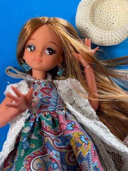 リカちゃんキャッスル DSモデル日焼けきらちゃん お洋服一式付き