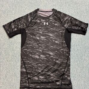 UNDER ARMOUR 半袖 インナー