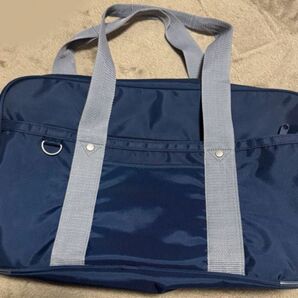 スクールバッグ 紺色