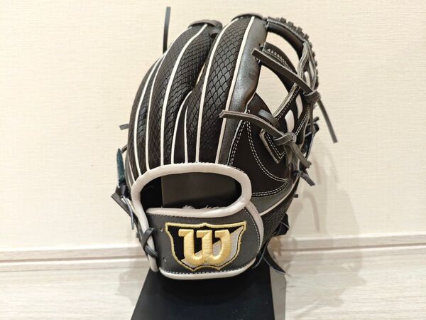 未使用☆ウィルソン 限定 軟式 グラブ THE WANNABE HERO デュアル D5型 内野 Wilson 野球