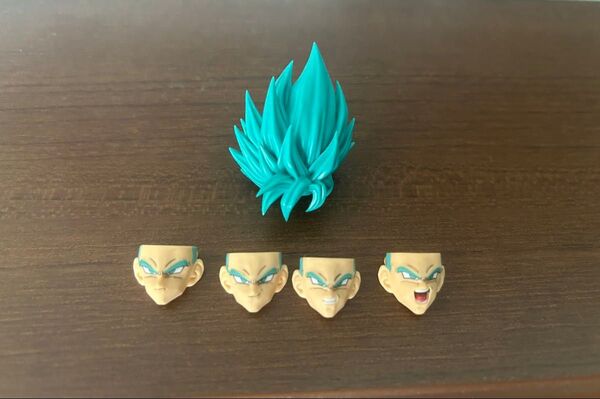 フィギュアーツ スーパーサイヤ人ブルー孫悟空 カスタムヘッド ドラゴンボール figuarts
