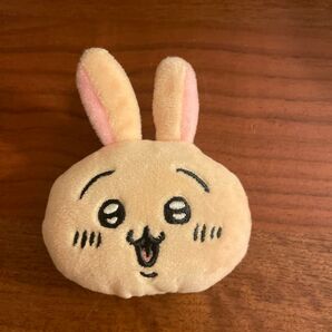 【初期レア!】ちいかわ うさぎ ぬいぐるみバッジ