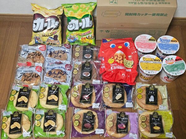 アミューズメント景品 コモ菓子パン・食品詰め合わせ+カルピス5本セット
