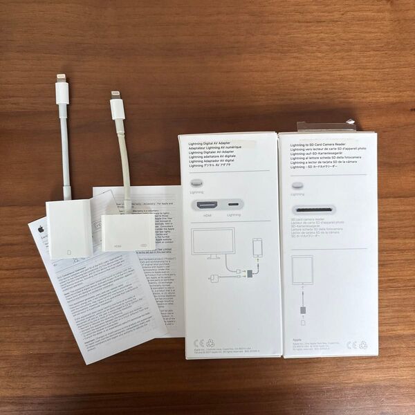 Lightning to SD Card とDigital AV Adapter