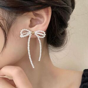 ピアス リボン セレモニー オケージョン 大ぶり 卒業 入学 結婚式 前撮り パール風 ゆれる 韓国 おしゃれ 人気 トレンド