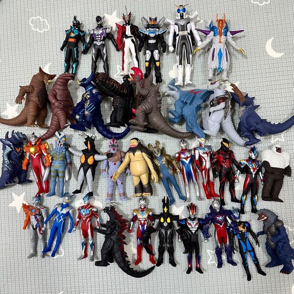 【36〜37体】ウルトラマン、怪獣、仮面ライダー ソフビ まとめ売り