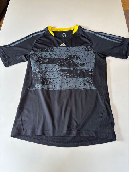 adidas 半袖Tシャツ TシャツメンズMサイズ スポーツファッションサッカーフットサル