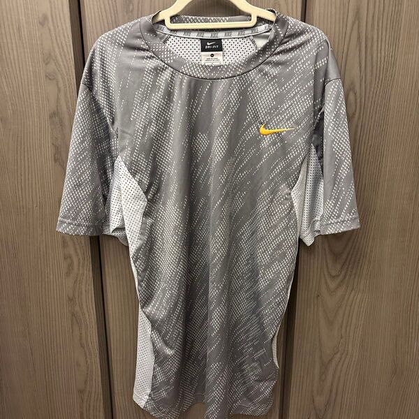 NIKE ナイキ 半袖Tシャツ スポーツウェア トレーニングウェア メンズ