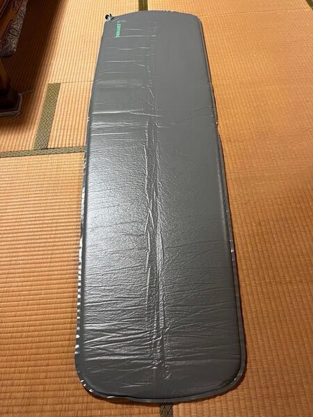 THERMAREST トレイルスカウト エアマット 軽量 グレー レギュラー マット 寝具 アウトドア キャンプ エアーマット